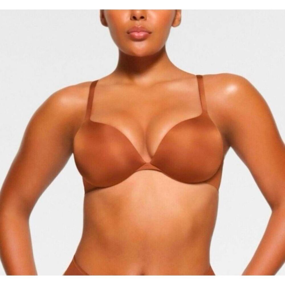 SKIMS Ultimate Collection Pushup Plunge Bra Sz. 36DD